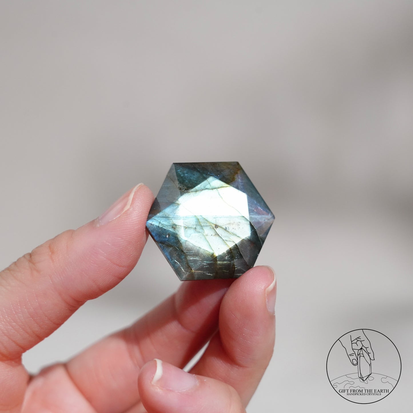 藍綠光拉長石大衛星