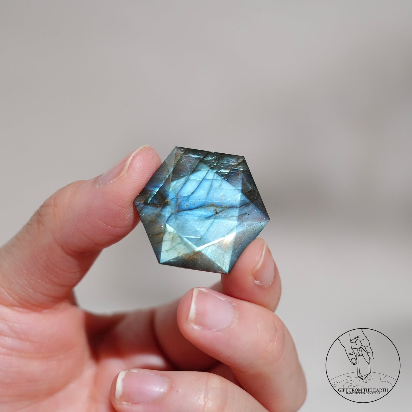 藍綠光拉長石大衛星