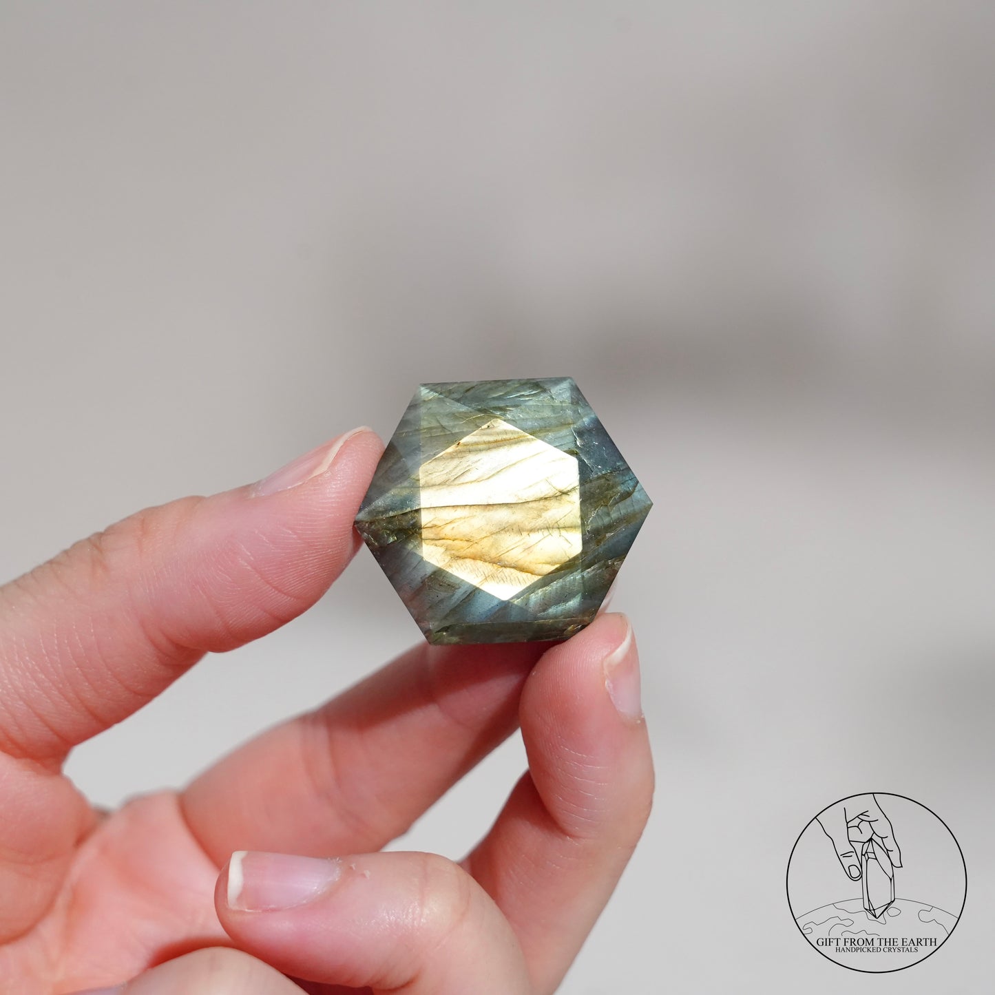 藍綠光拉長石大衛星