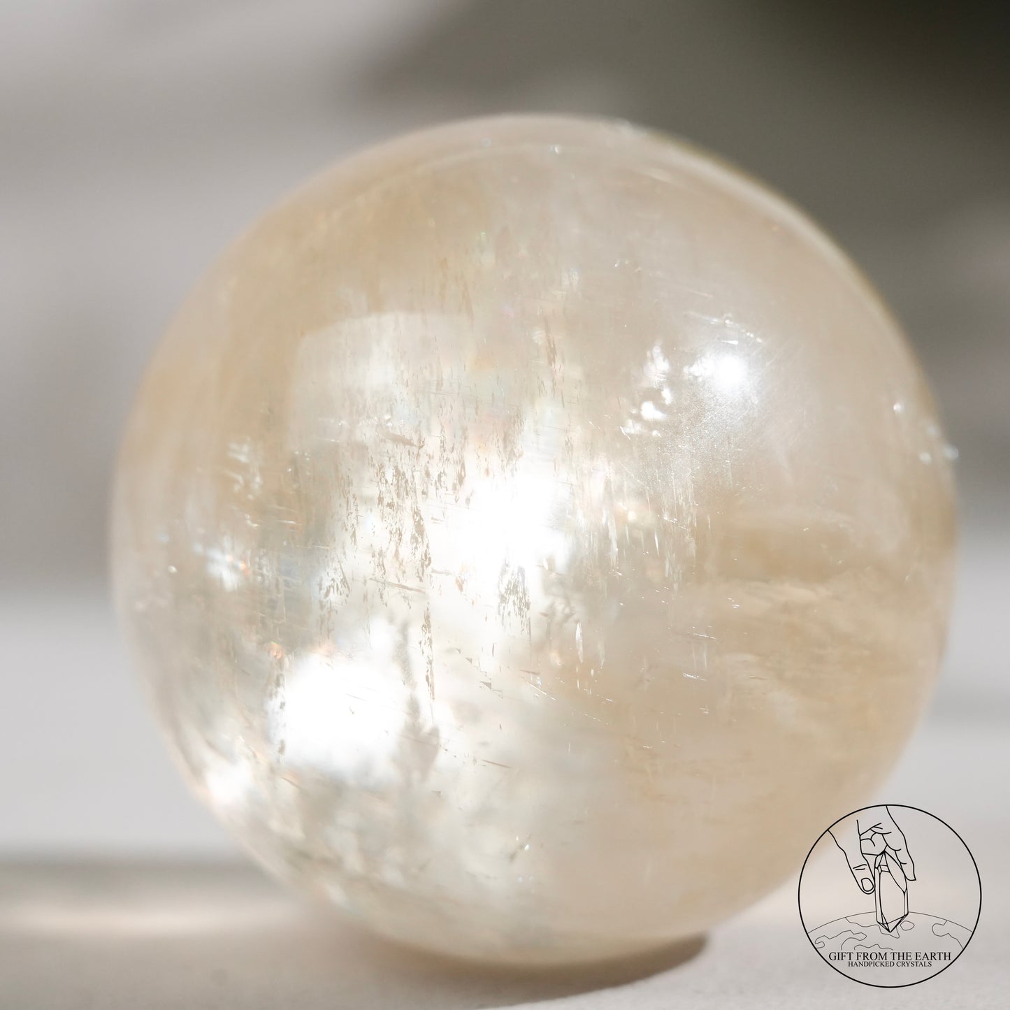 彩虹黃方解石球