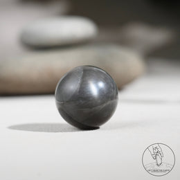 黑太陽石球