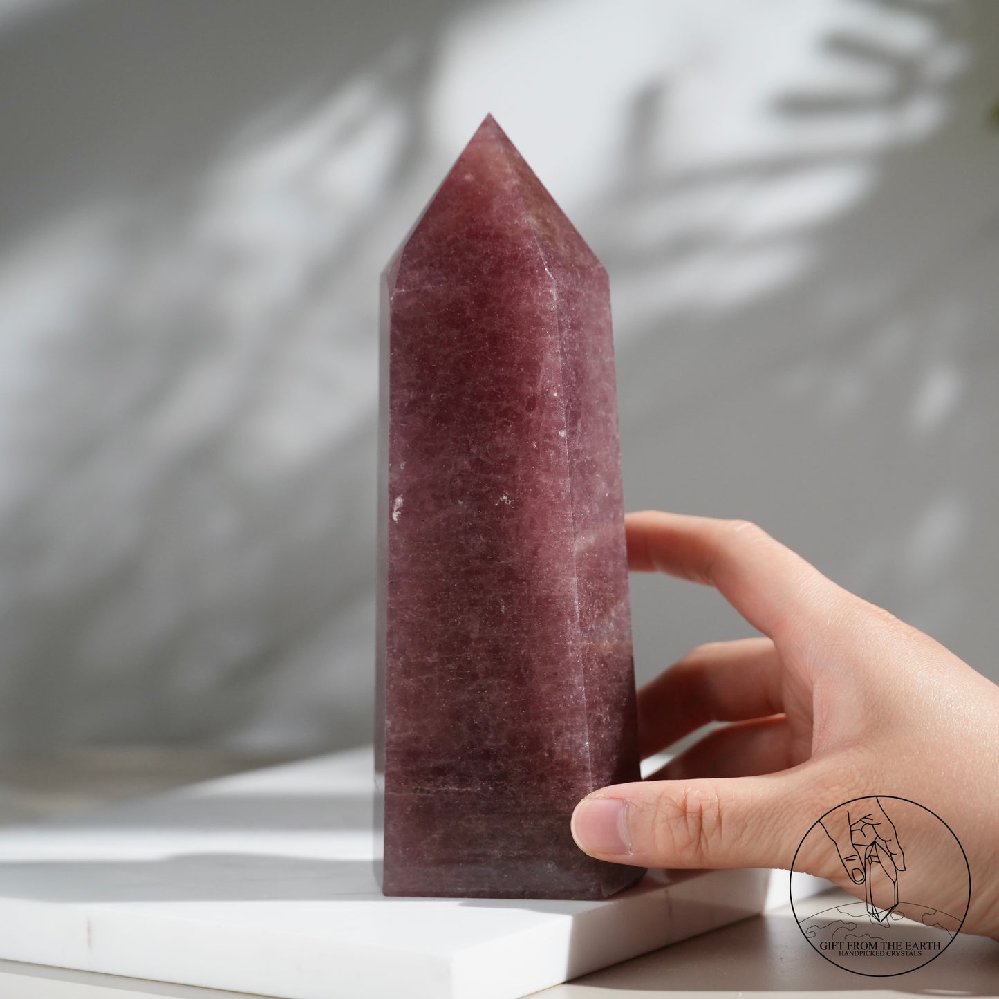 Stberry quartz point