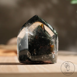 金字塔紅綠幽靈水晶柱