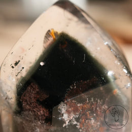 金字塔紅綠幽靈水晶柱