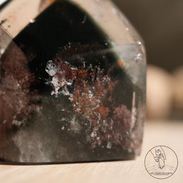 金字塔紅綠幽靈水晶柱