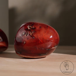 紅瑪瑙對洞