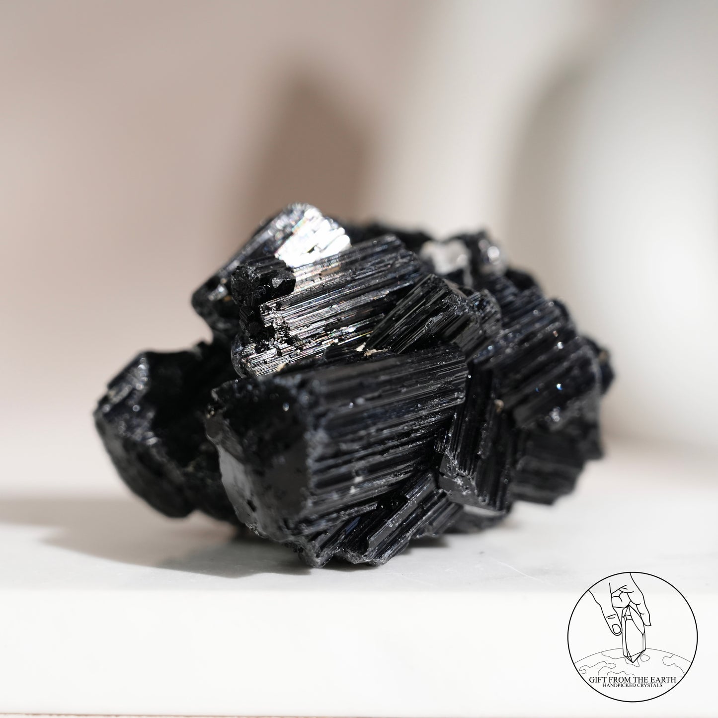 莫桑比克亮面黑碧璽原石白水晶共生