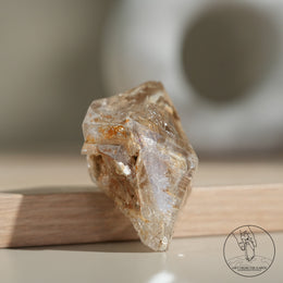 黃泥骸骨水晶