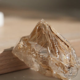 黃泥骸骨水晶