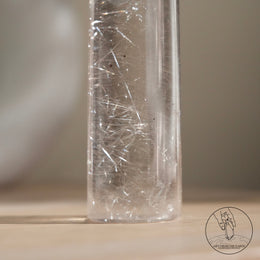 銀髮晶柱