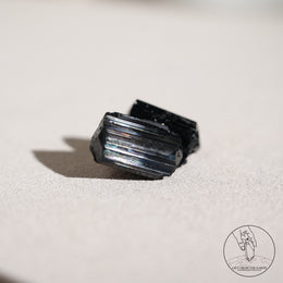 莫桑比克亮面黑碧璽原石
