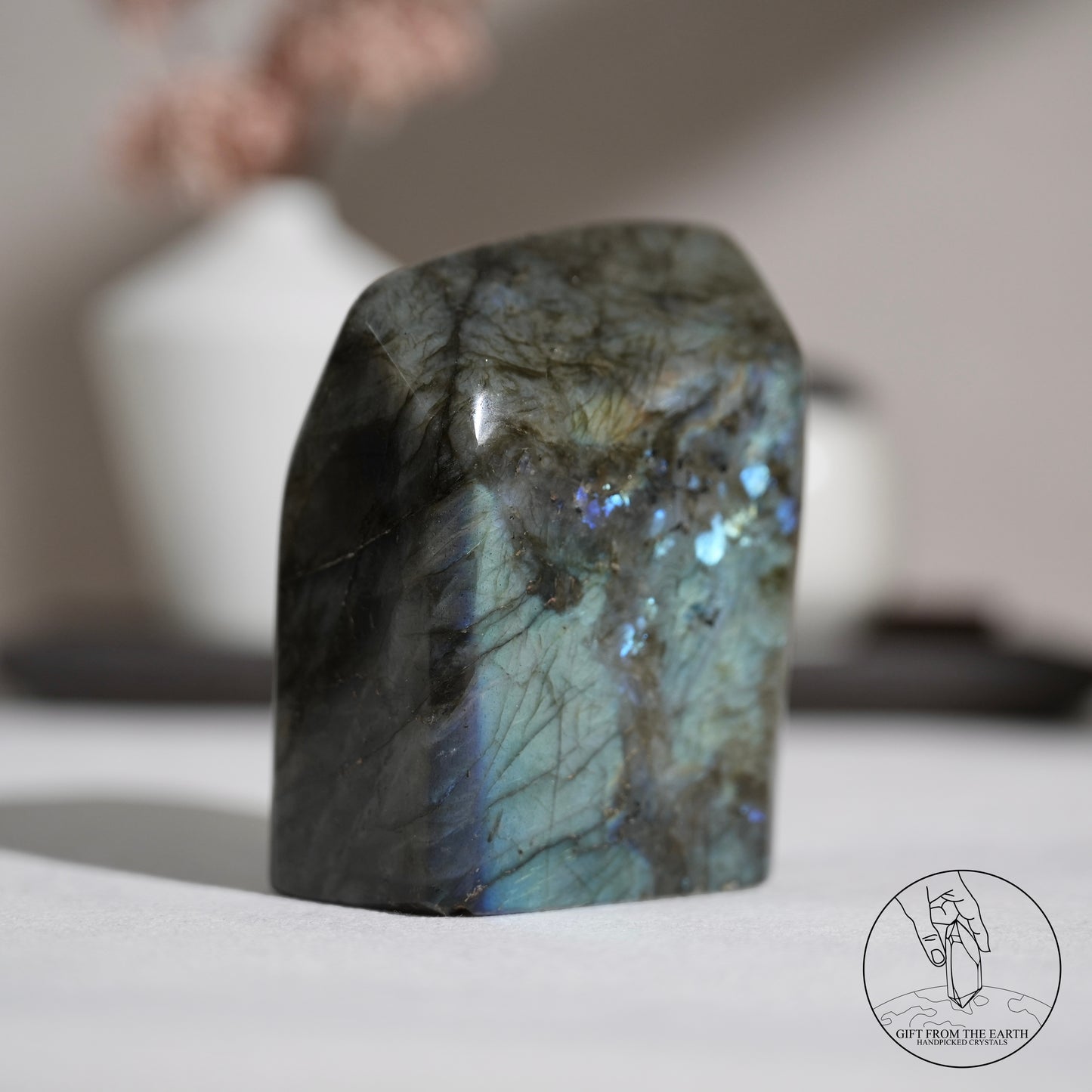 Blue flash labradorite