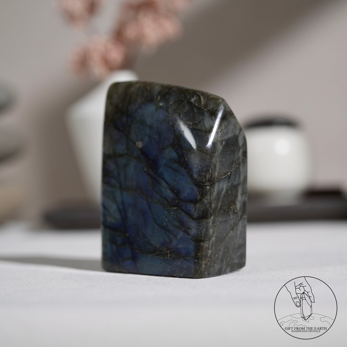 Blue flash labradorite