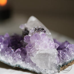 紫水晶簇白方解石共生（二次結晶）