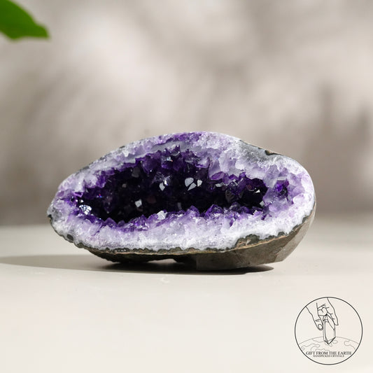 Amethyst geode