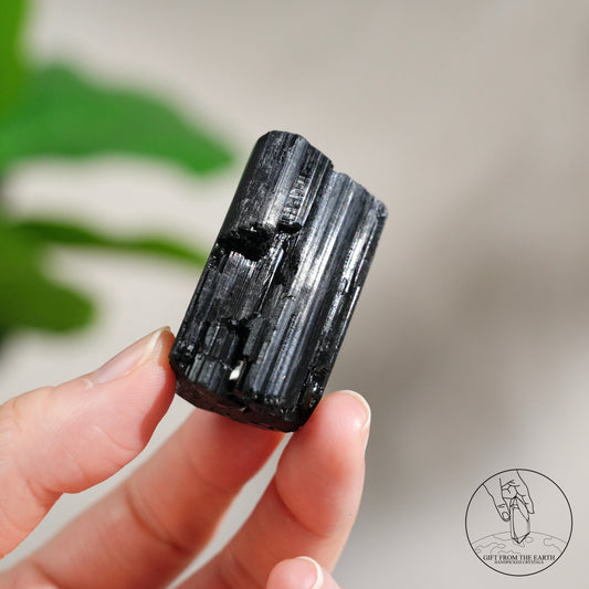 莫桑比克亮面黑碧璽原石