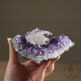 紫水晶簇白方解石共生（二次結晶）