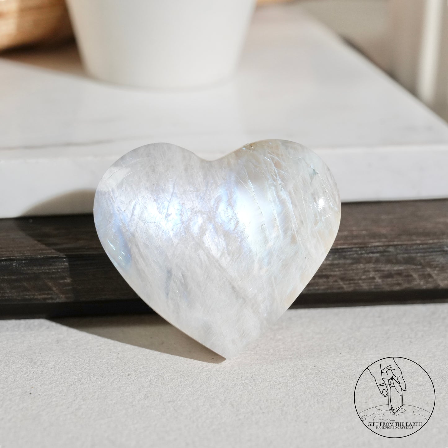 坦桑尼亞白月光石心