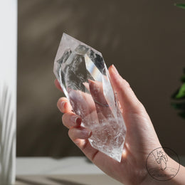 多面切割雙尖白水晶