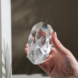 多面切割雙尖白水晶