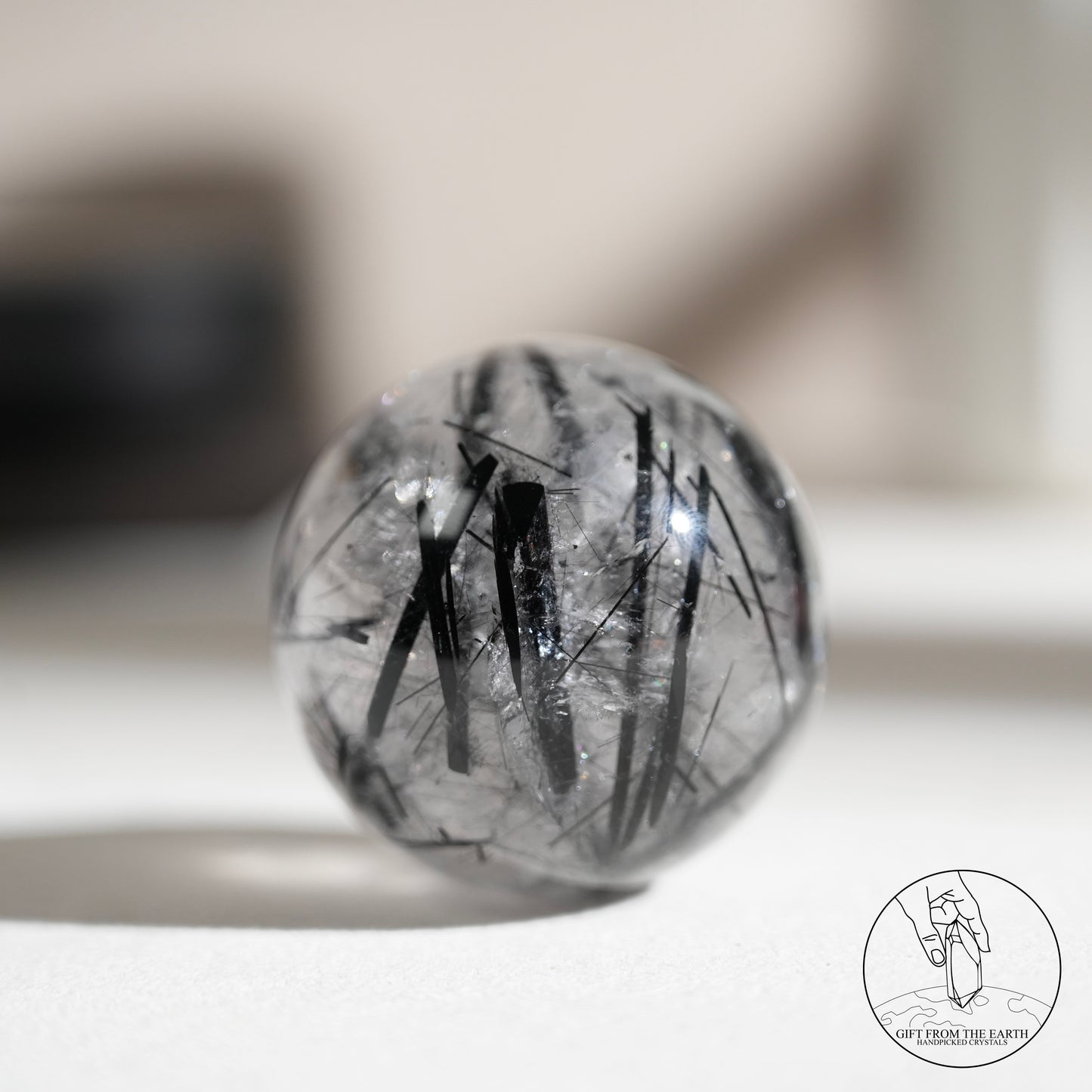 白水晶球黑碧璽共生