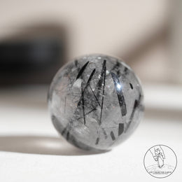 白水晶球黑碧璽共生