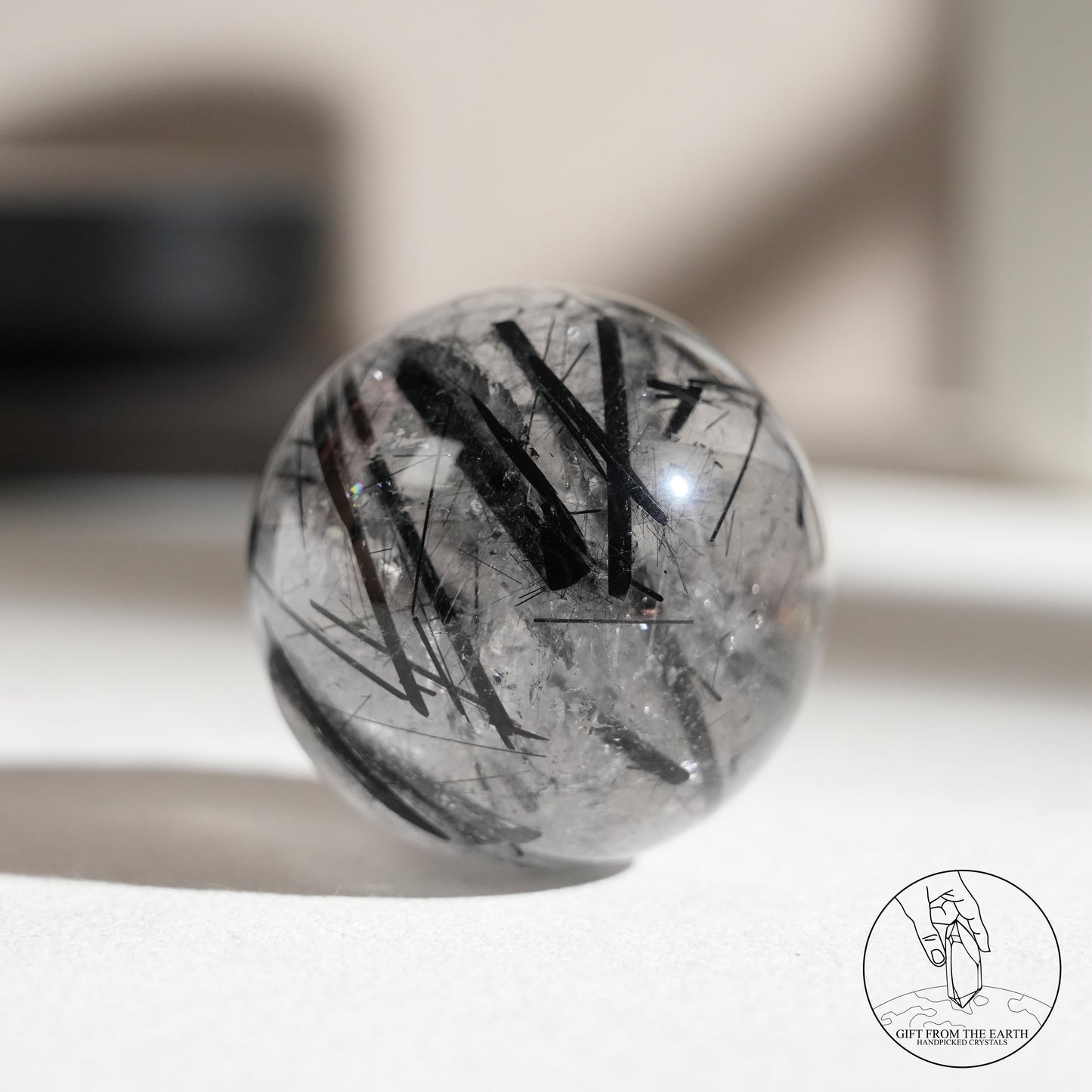 白水晶球黑碧璽共生