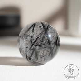 白水晶球黑碧璽共生