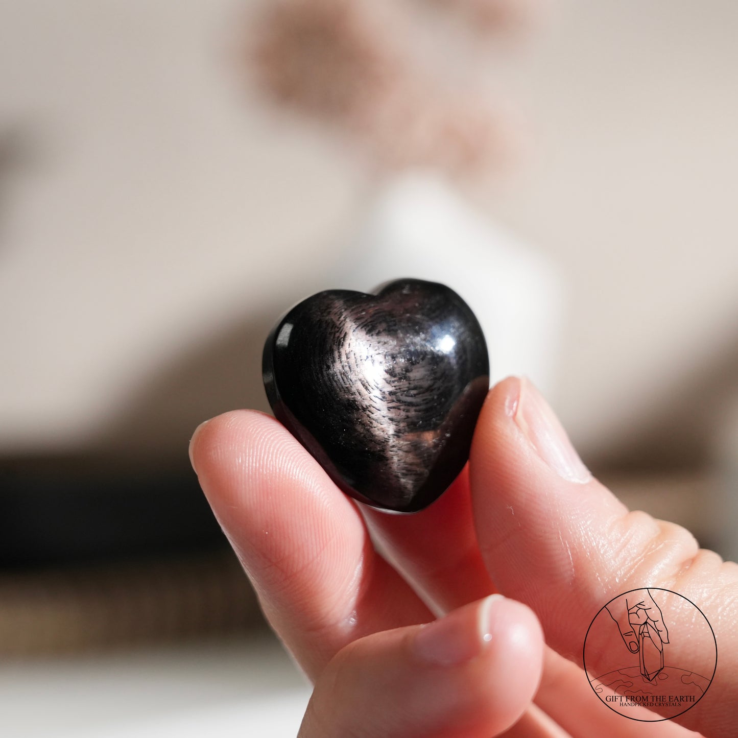 Sphene (Titanite) heart (Wealth Stone)