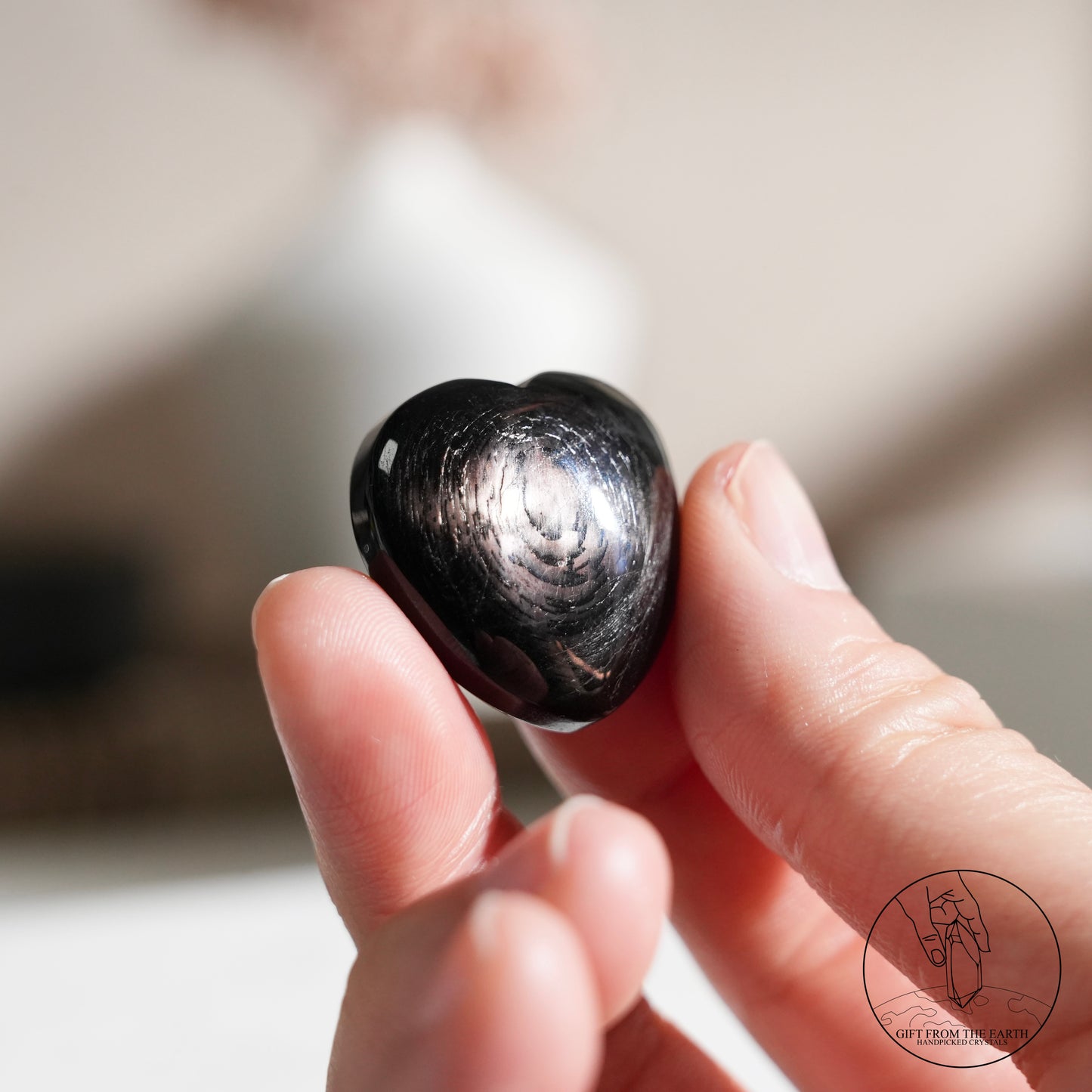 Sphene (Titanite) heart (Wealth Stone)