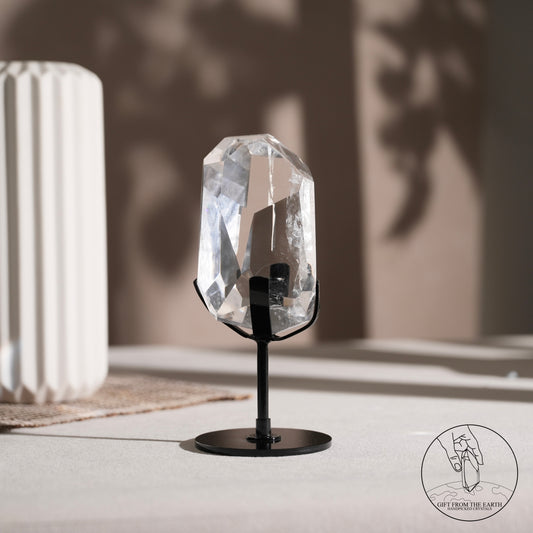 Clear quartz freeform