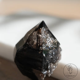 南非黑骸骨水晶