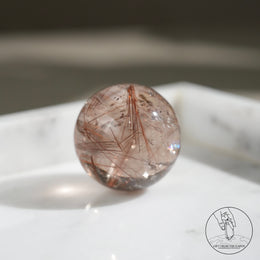 金髮晶球