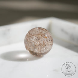 金髮晶球