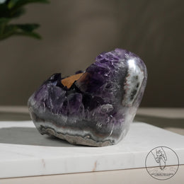 紫水晶簇黃方解石共生
