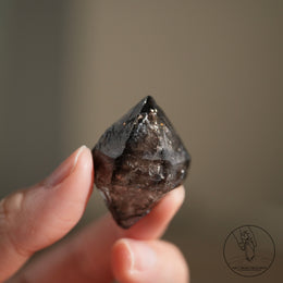 南非黑骸骨水晶