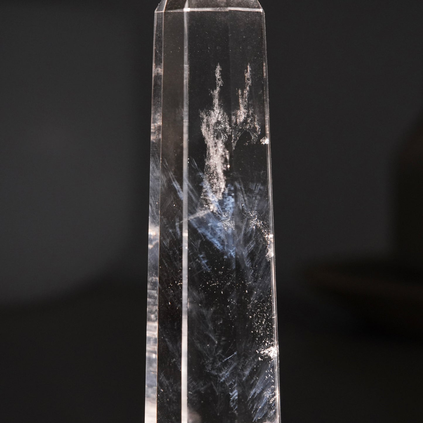 藍針白水晶柱