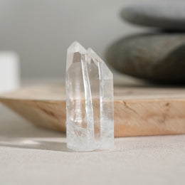 星宇雙生白水晶