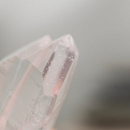 星宇雙生白水晶