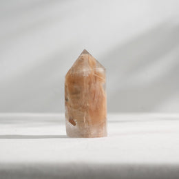 灰黃兔毛水晶柱