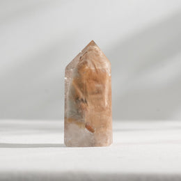 灰黃兔毛水晶柱
