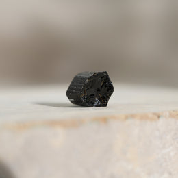 綠碧璽原石