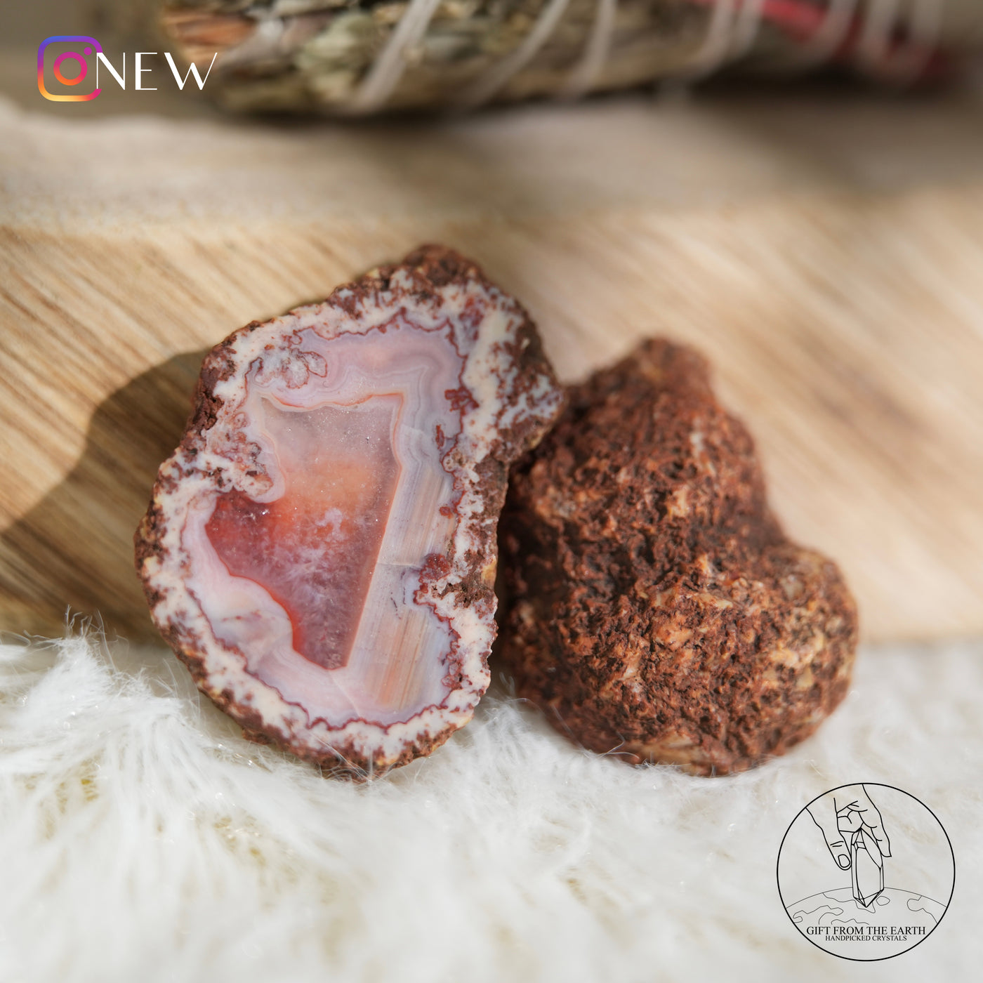 Agate (pair)